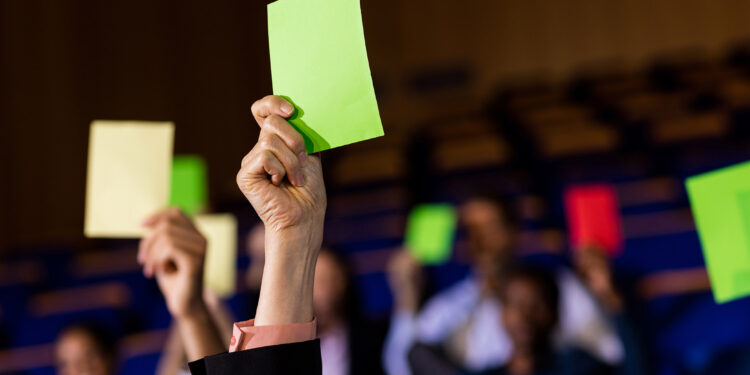 Assembleia geral aprova paralisação nesta quinta (12)